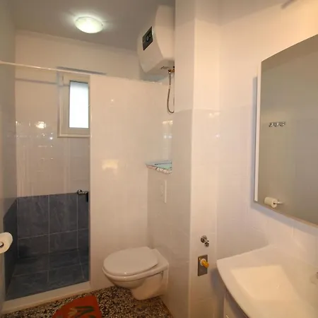 Centre Free Parking 1&2 Floor Apartman Makarska