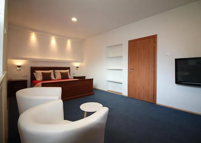 Centre Free Parking 1&2 Floor Апартаменты *