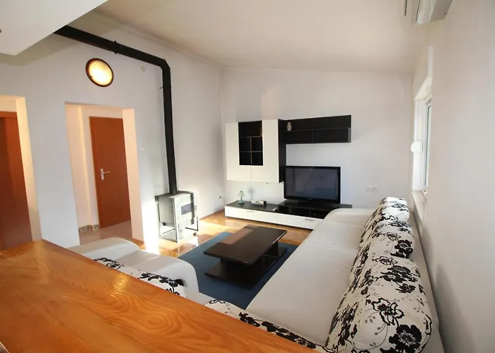 Apartment Centre Free Parking 1&2 Floor